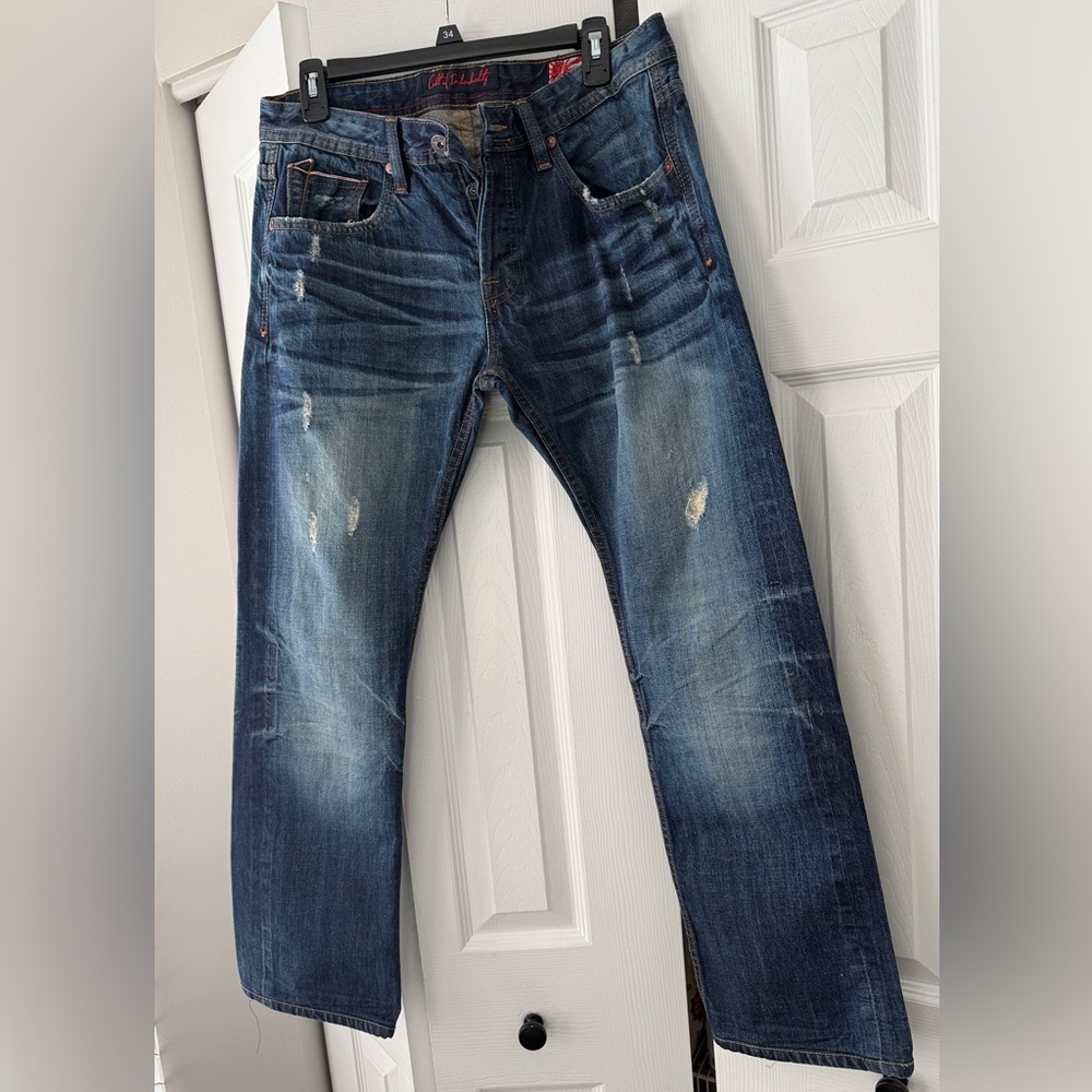 Cult of Individuality ‘Rebel Straight’ Vintage Jeans!
32’ straight leg Like New!